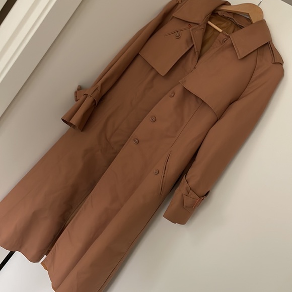 Classic trench coat from Sears. Vintage, great shape. No rips in the lining. - Picture 2 of 7
